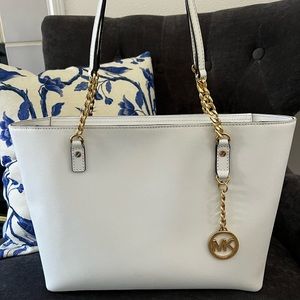 Michael Kors zip tote style handbag